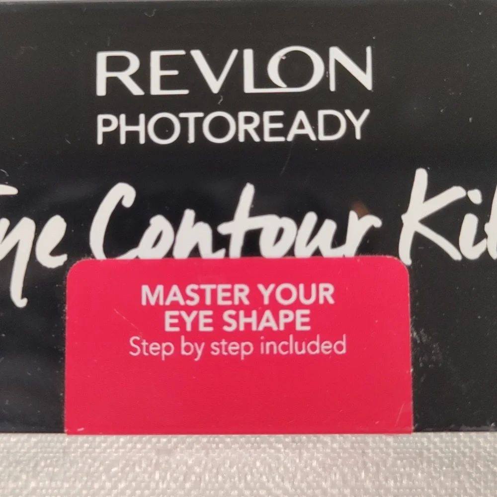 6400 Revlon PhotoReady Eye Contour Kit in 525 Avant Garde - Blue & Gray NEW